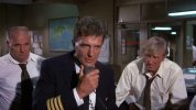 Airplane!.1980.空前绝后满天飞.双语字幕.HR-HDTV.AC3.1024X576.x264-人人影视制作